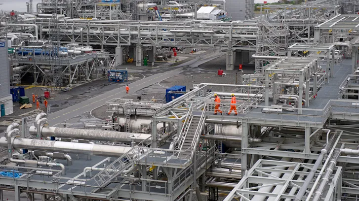 Order from Aker for actuated ball valves with a local control panel